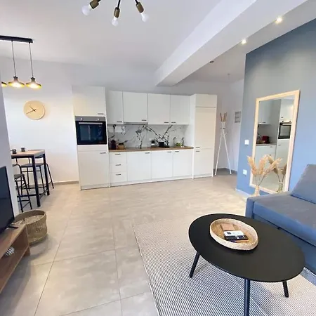 Difan Sea Homes A4 Apartment *